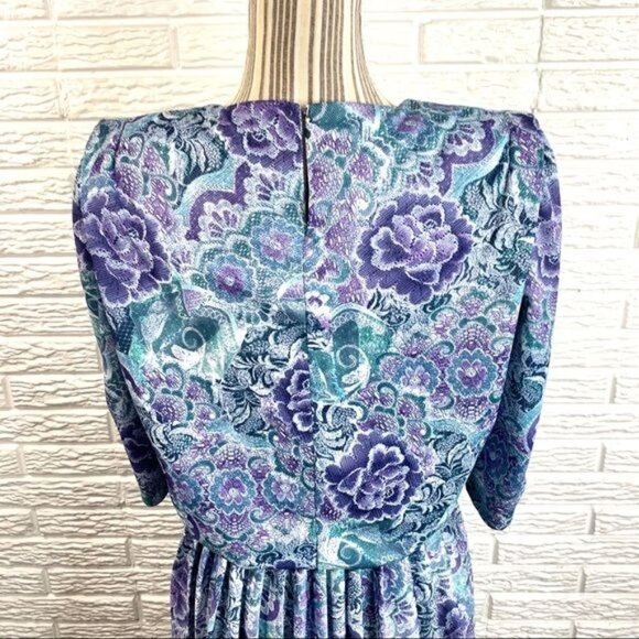 Vintage MCS Ltd Floral Midi Dress with a Pleated Skirt Petite Size 6P - Picture 8 of 8